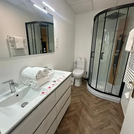 à Baldaquin Du Cloitre *